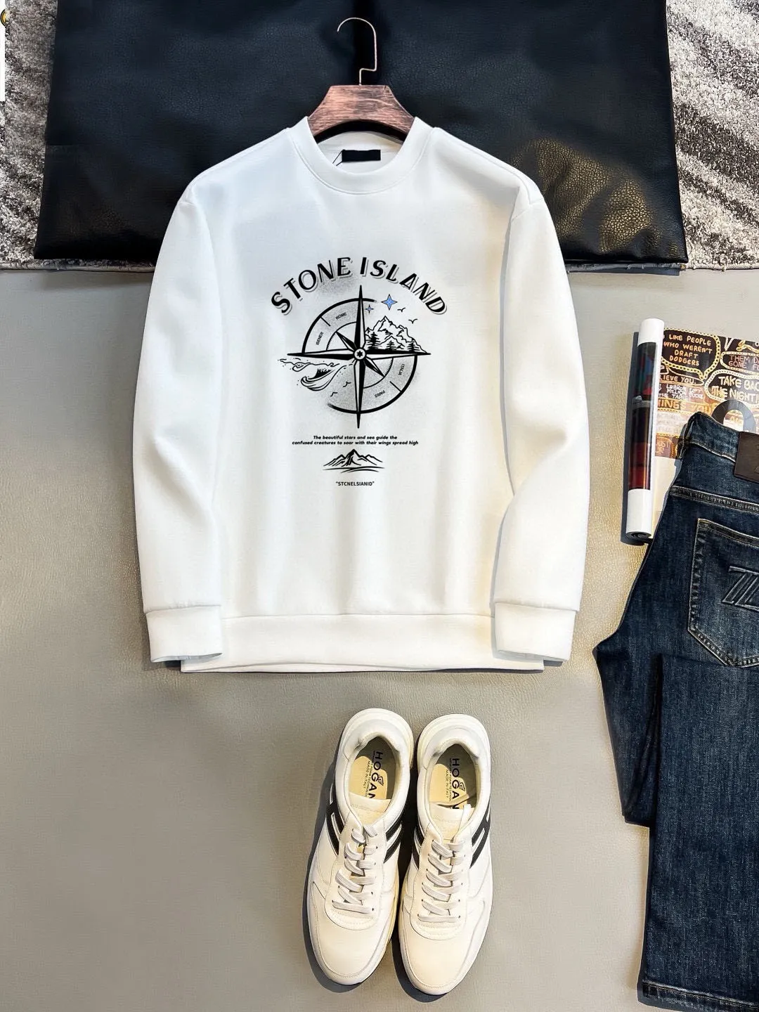 🅿️220 brand [Stone Island] (good news for fat people) 2025ss autumn latest long-sleeved round neck sweatshirt, on sale simultaneously on the official website. Refreshing and breathable. Made of top Tencel Roman. Comfortable and soft. 3D three-dimensional clarity. Super fashion sense. Great gift for your own use. Size: M-5XL (can be worn up to 220 pounds)